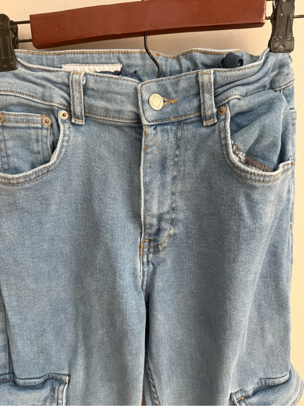 Girls light blue Zara jeans with frayed hem size 13/14